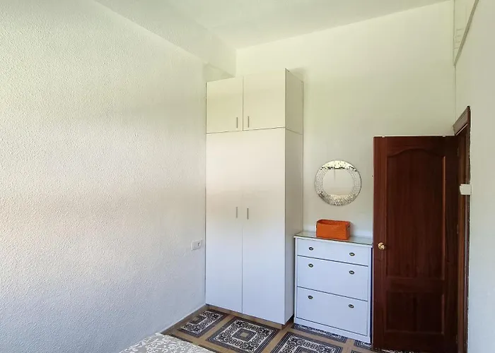 Tinoko In La Carihuela * Τορρεμολίνος