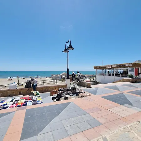 Apartment Tinoko In La Carihuela *