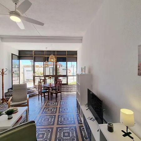 Tinoko In La Carihuela