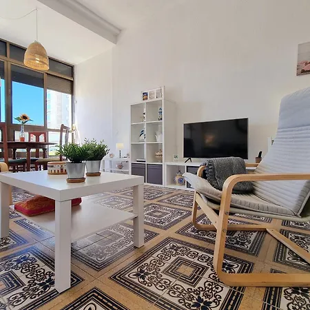 Tinoko In La Carihuela *