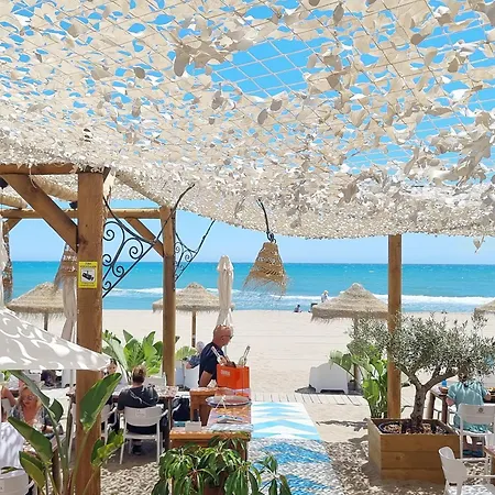 Tinoko In La Carihuela * Торремолинос
