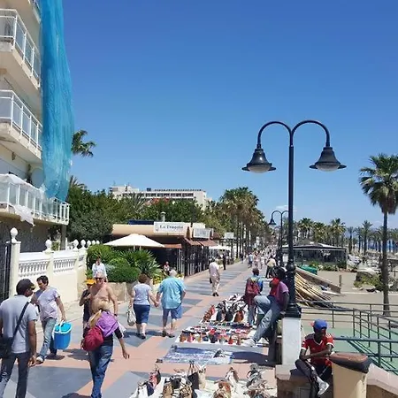 Tinoko In La Carihuela *