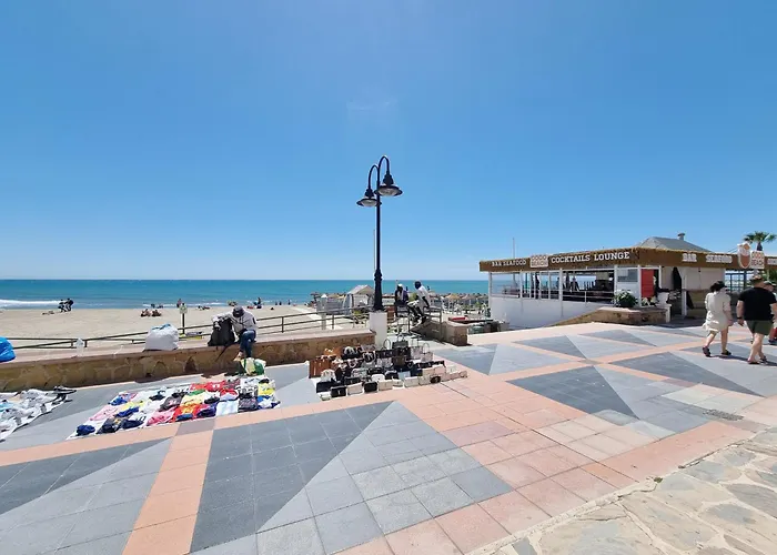 Apartamento Tinoko In La Carihuela *