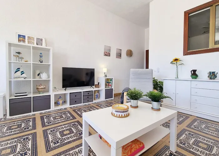 Tinoko In La Carihuela Torremolinos