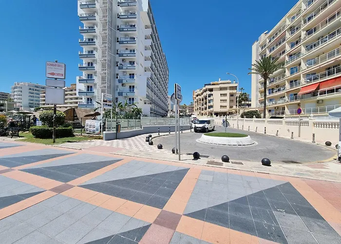 Tinoko In La Carihuela * Torremolinos